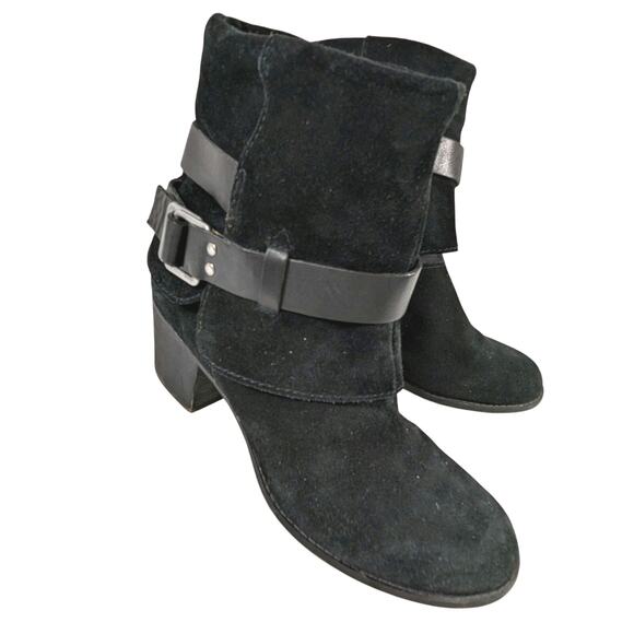 NINE WEST! DAWNE BLACK GENUINE SUEDE LEATHER CHUNKY HEEL ANKLE BOOTS! SZ 7.5M - Picture 1 of 10
